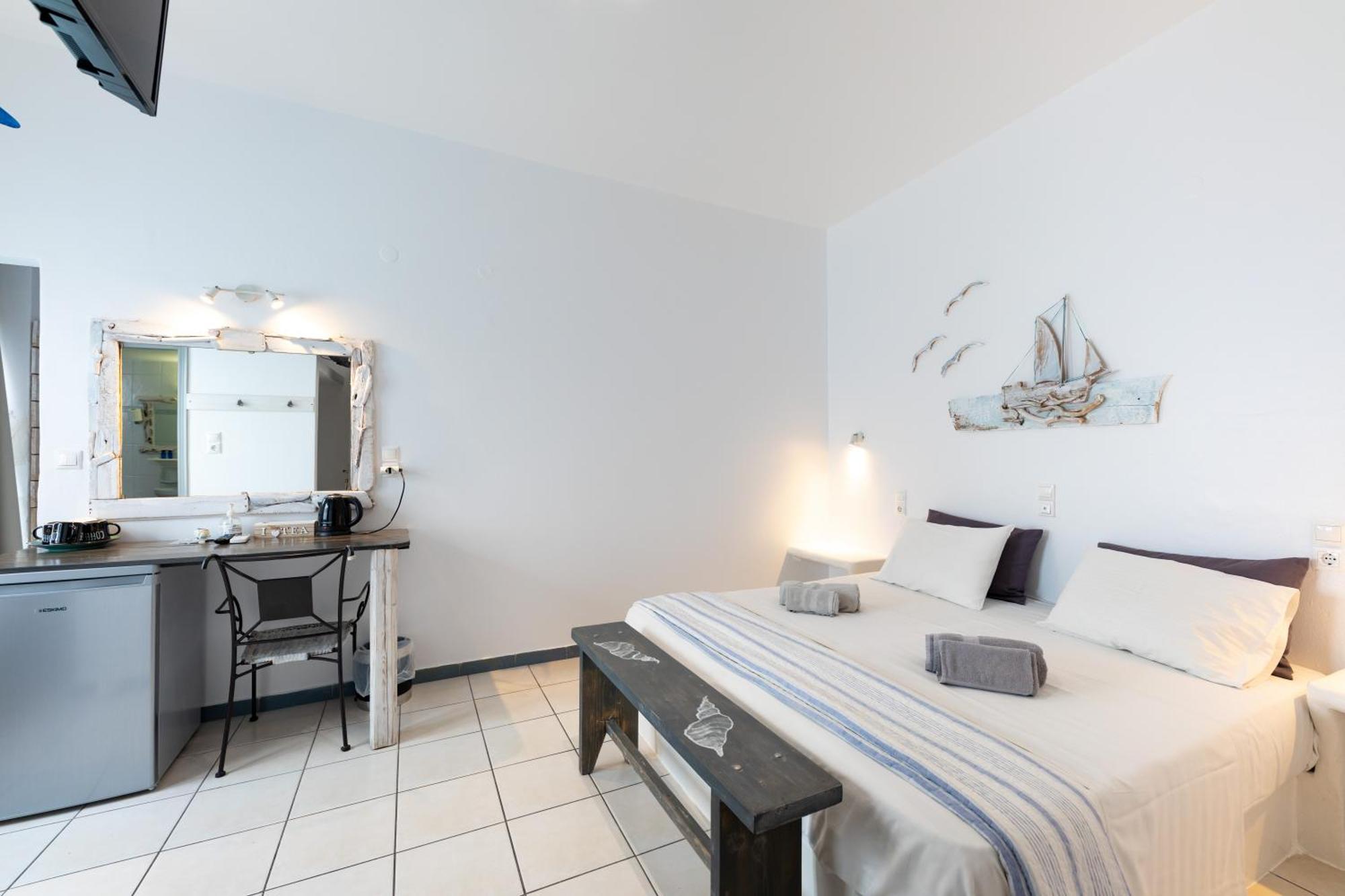 Madaky Hotel Náoussa Extérieur photo