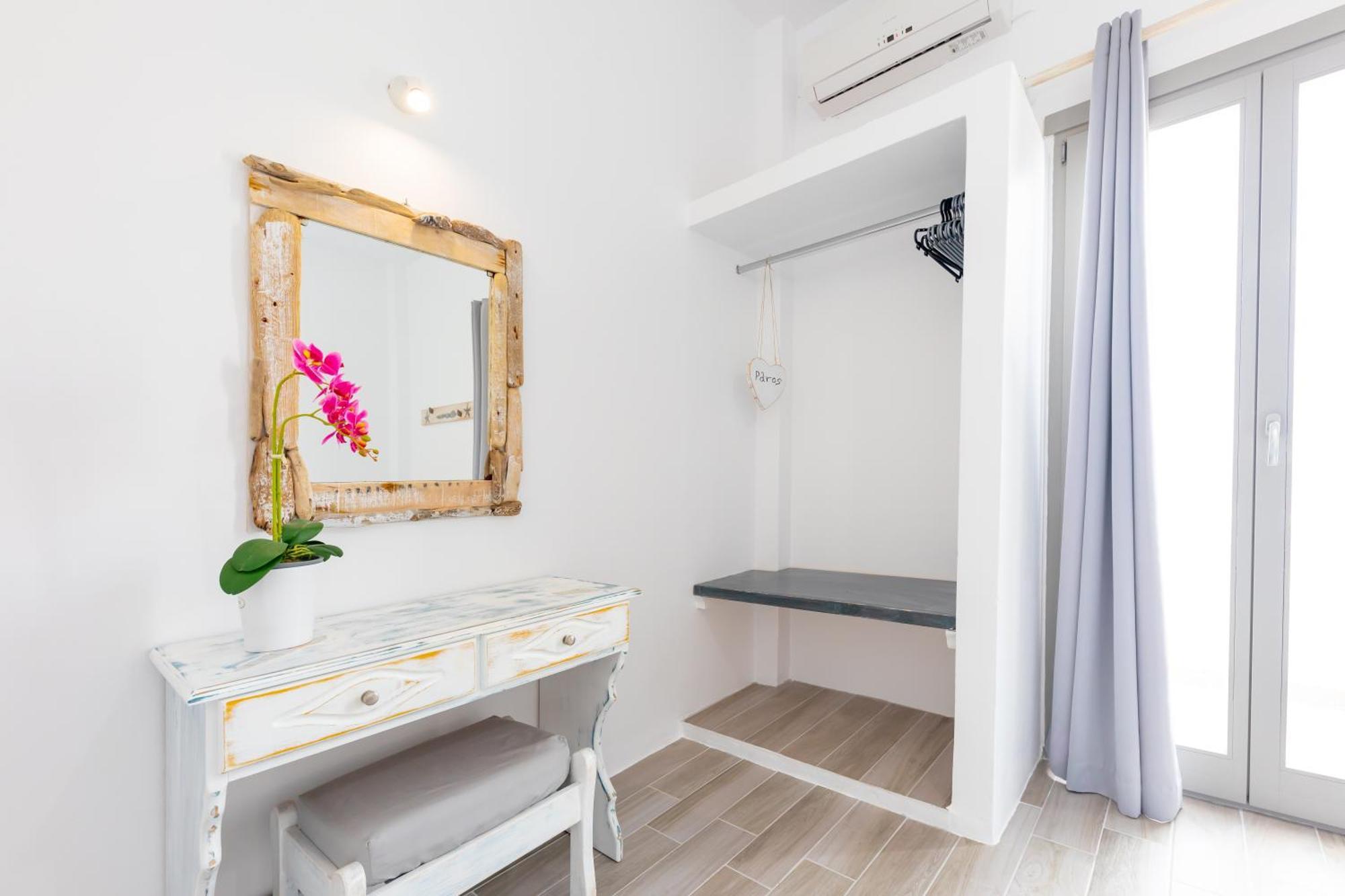 Madaky Hotel Náoussa Extérieur photo
