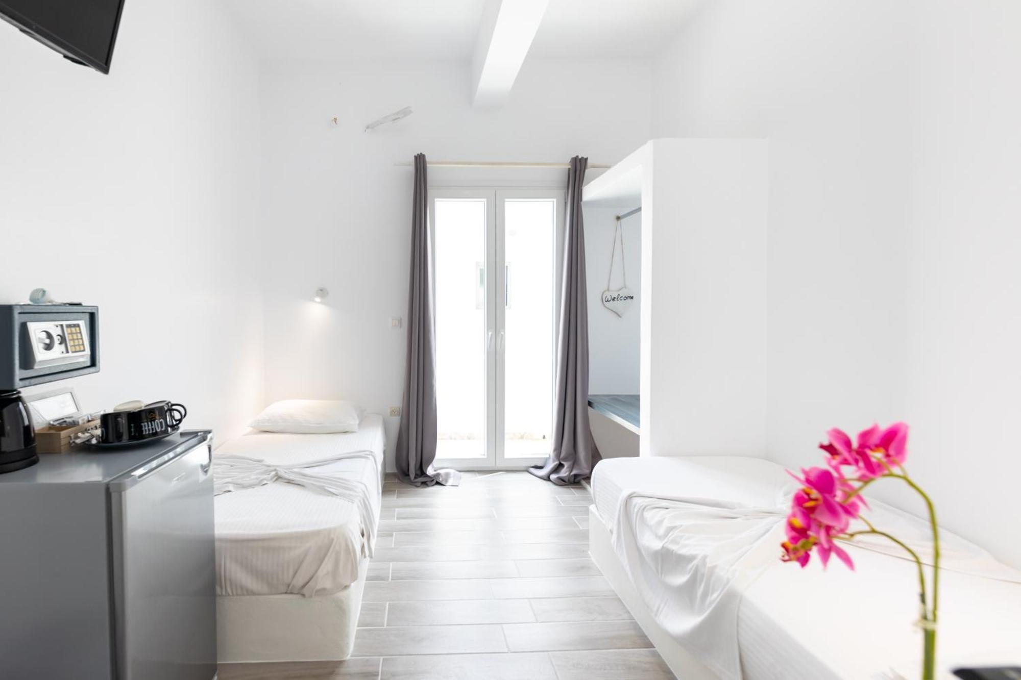 Madaky Hotel Náoussa Extérieur photo