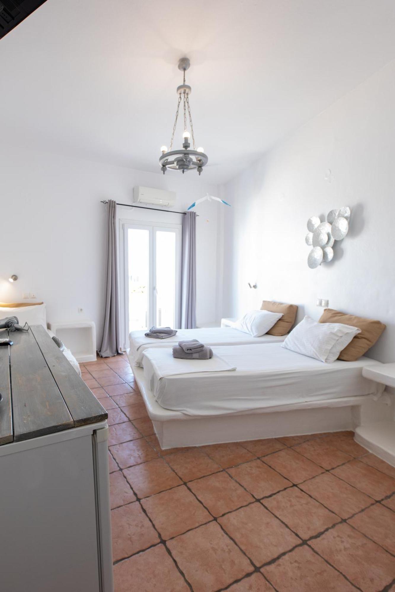 Madaky Hotel Náoussa Extérieur photo