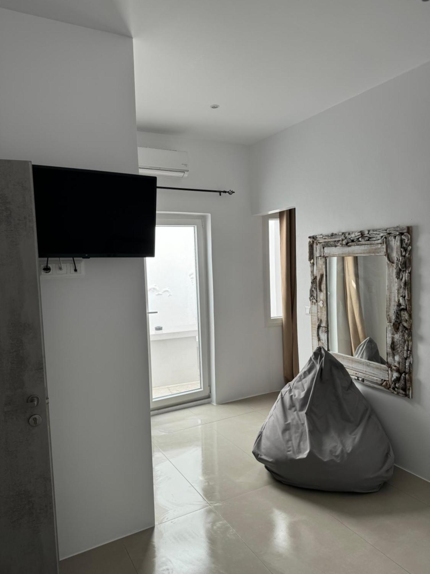 Madaky Hotel Náoussa Extérieur photo