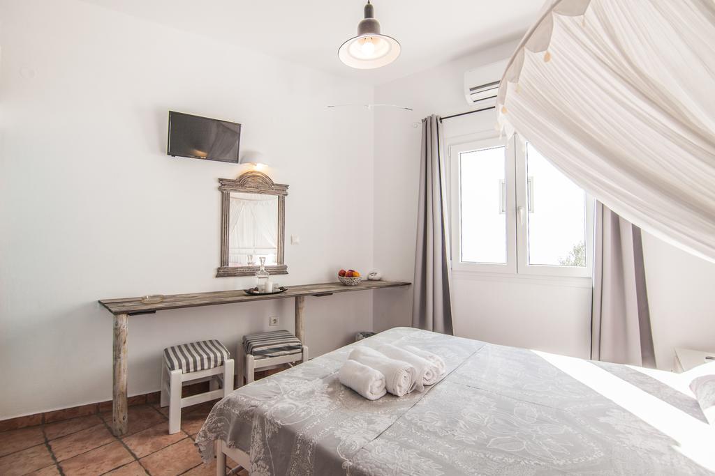 Madaky Hotel Náoussa Extérieur photo