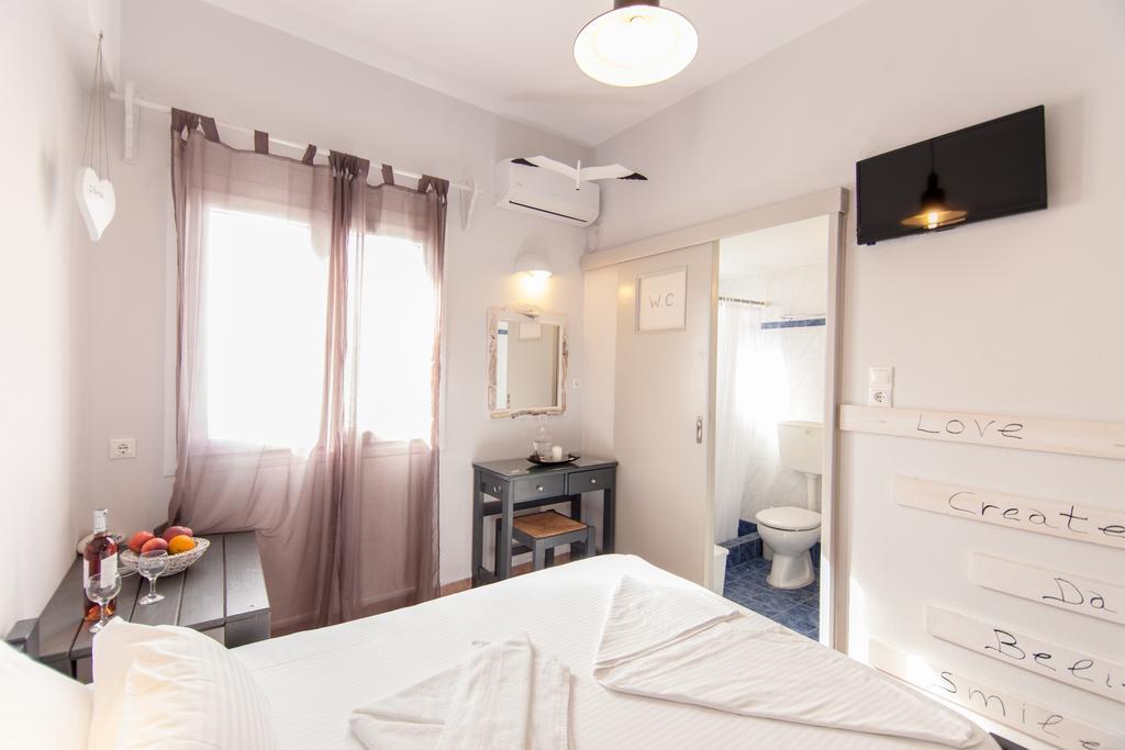 Madaky Hotel Náoussa Extérieur photo