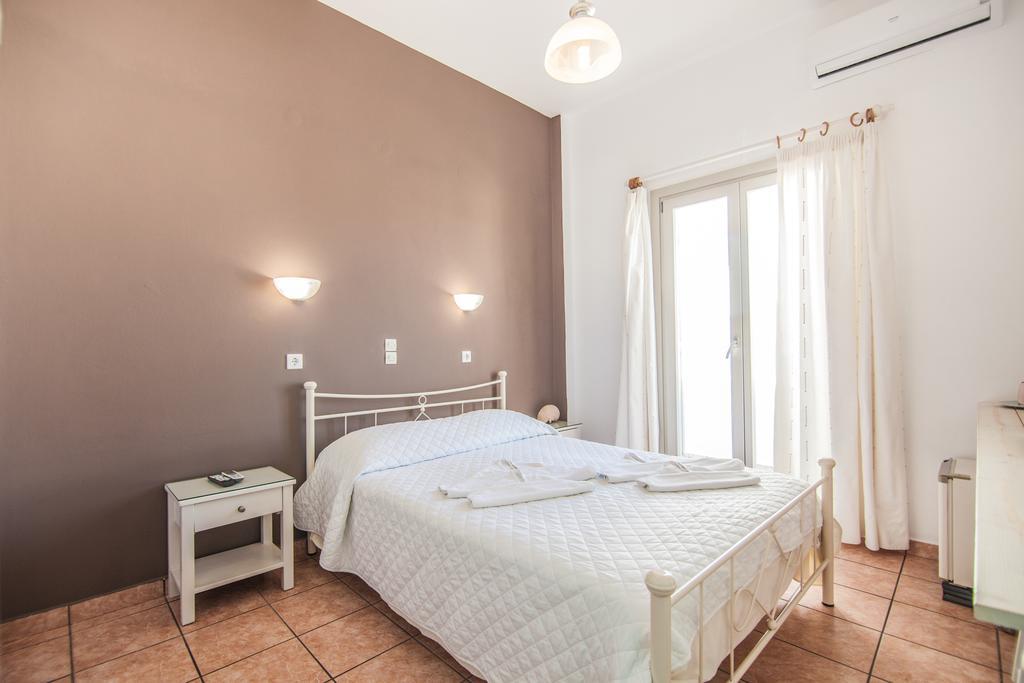 Madaky Hotel Náoussa Extérieur photo